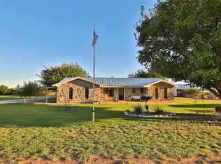 325 Waylon Rd, Haskell, TX 79521