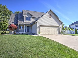 714 Crystal Ct, Decatur, IL 62526