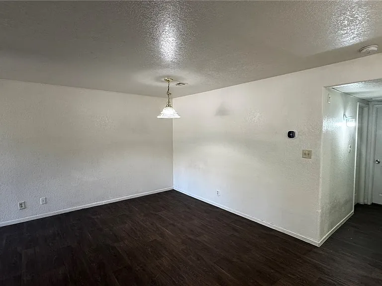 5044 S Rainbow Blvd #104 — Photo 7