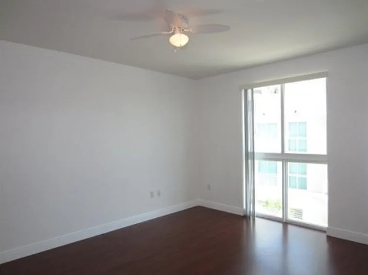 7275 SW 90th Way #302 — Photo 5