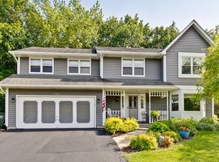 2421 Mallard Dr, Lindenhurst, IL 60046