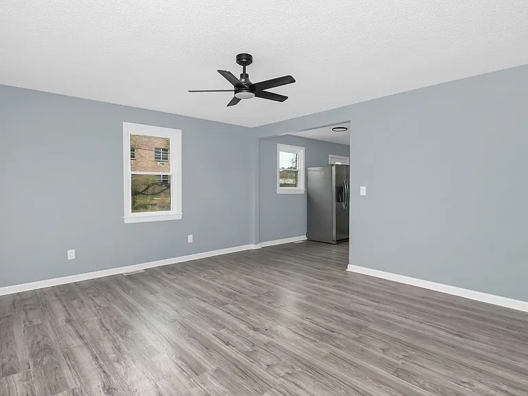 3001 Truman St — Photo 5