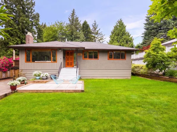 1561 Merlynn Cres, North Vancouver, BC V7J 2X9