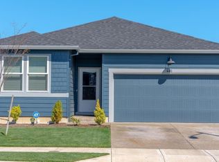 442 Greencrest St NE, Salem, OR 97301