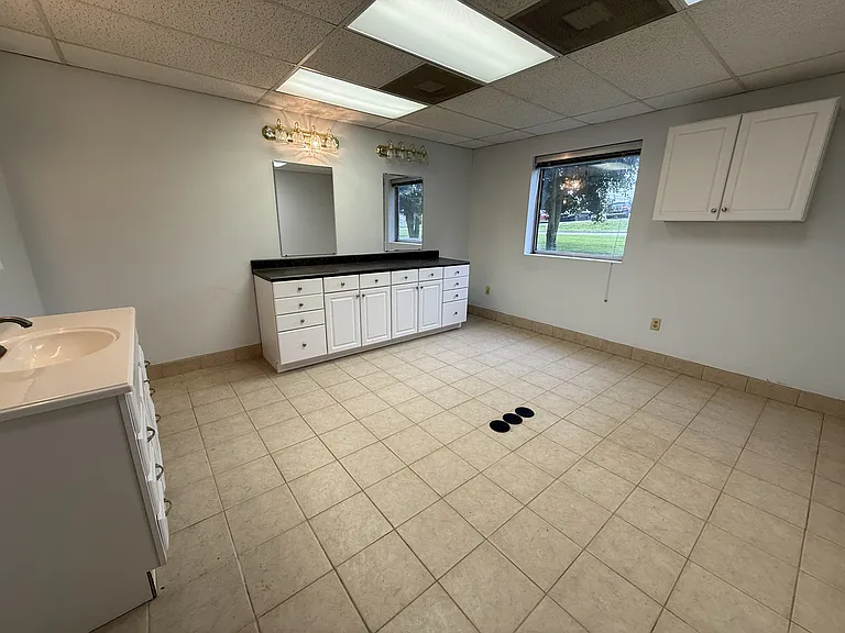 1230 Woodland Dr #115 — Photo 9