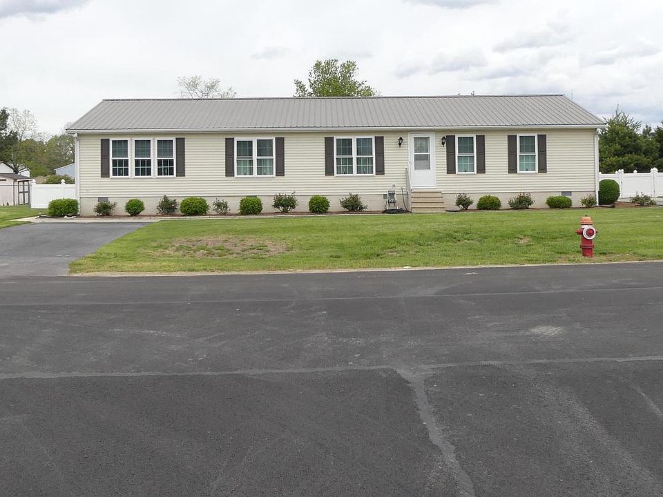 1st image of 11929 Glen Cir