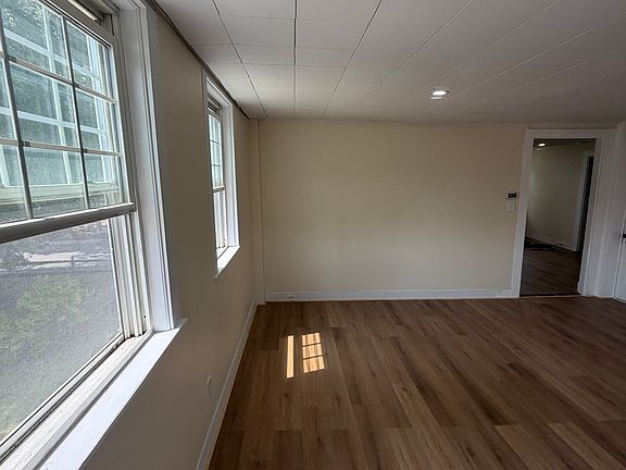 5th image of 469-471 Washington St #2
