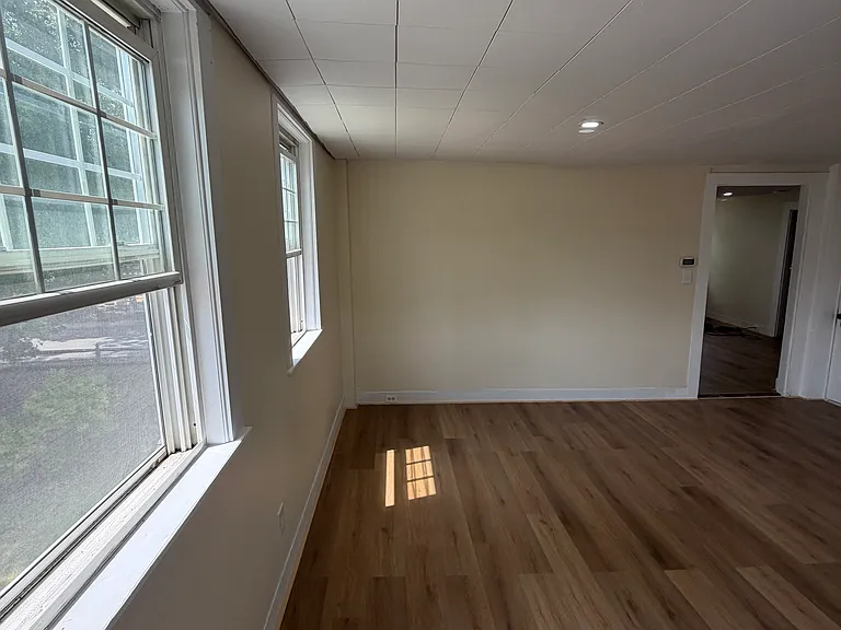 469-471 Washington St #2 — Photo 5
