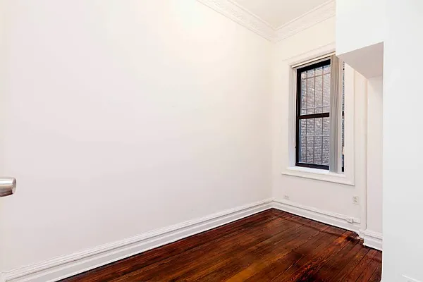 Rented by Town Residential | media 32