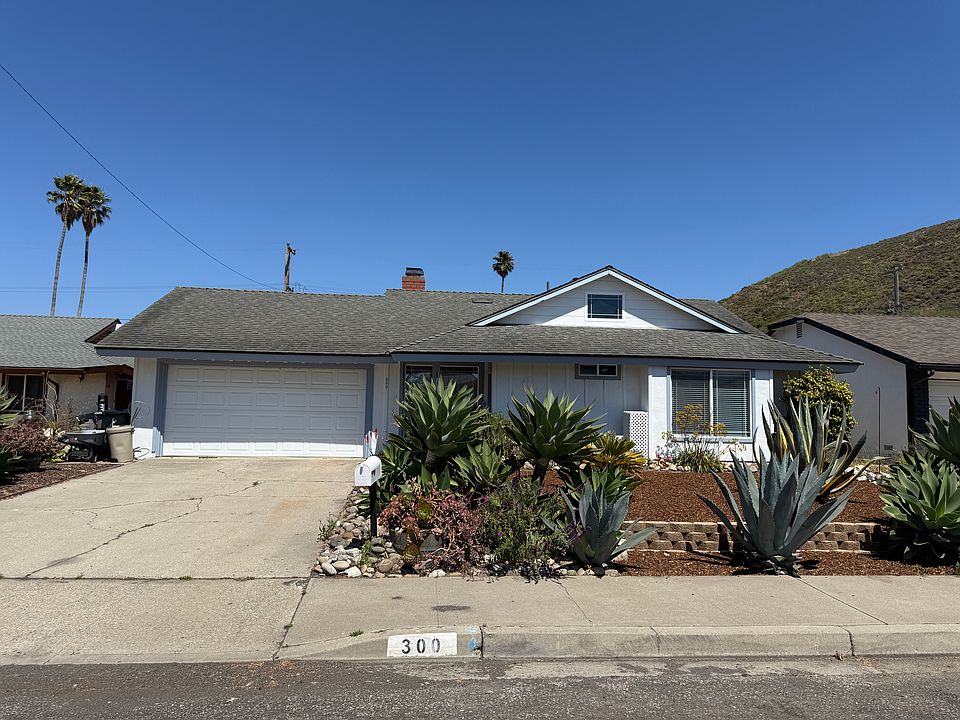1st image of 300 Amherst Pl