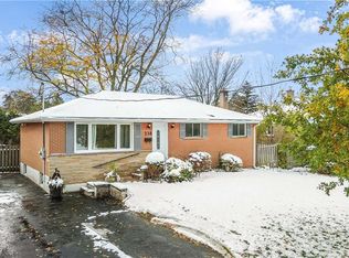 238 Kent Cres, Burlington, ON L7L 4T1