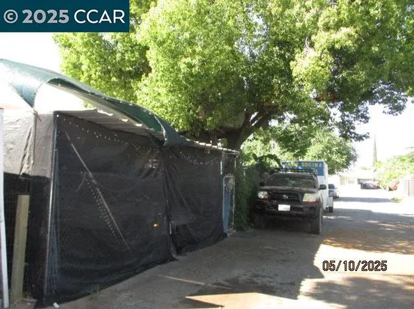 2402 Olive Ave, Atwater, CA 95301