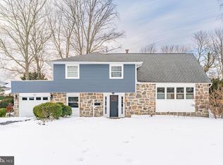 117 White Birch Dr, Cinnaminson, NJ 08077