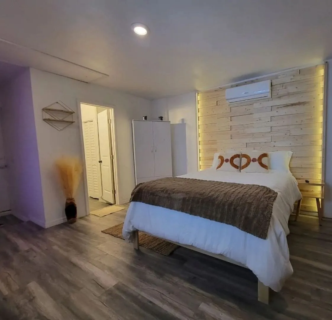 Fully Furnished Studio Near Lake Nona, Airport & Theme Parks Utilities Included! — Photo 2