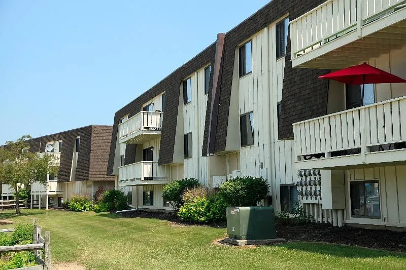 Oak Hills West Apartments