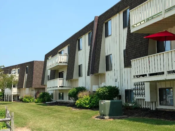 Oak Hills West Apartments