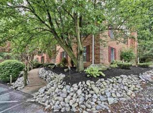 935 Innsbruck Dr, Hummelstown, PA 17036