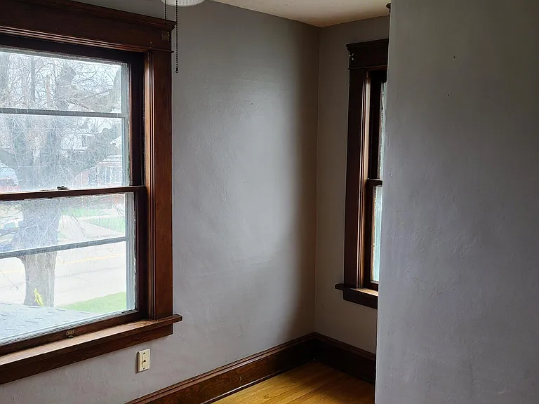 Smaller bedroom 2nd floor
