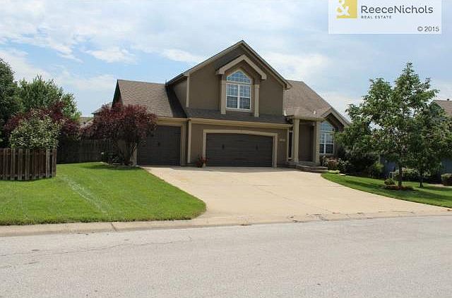 1st image of 1604 SW Twincreek Pl