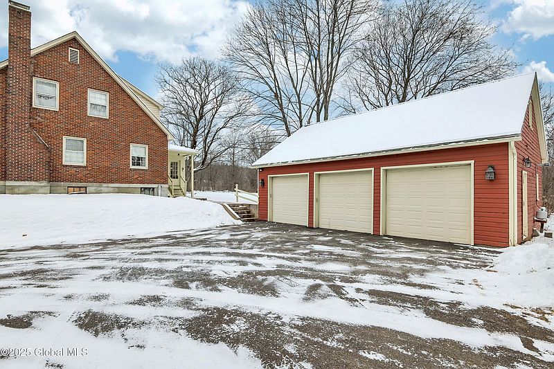 5th image of 280 Ridge Road