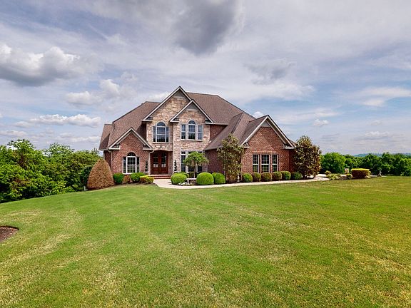 4th image of 133 Scenic View Ln