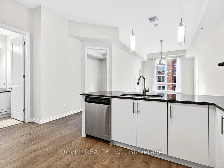 150 Oak Park Blvd #503 — Photo 15