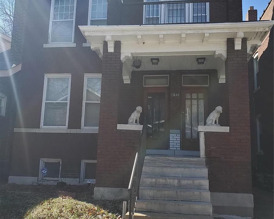 1st image of 3644 Montana St