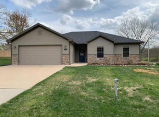 902 W Prairieview Dr, Columbia, MO 65202