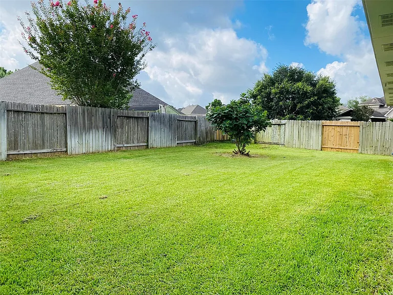 24710 Cobble Canyon Ln — Photo 23