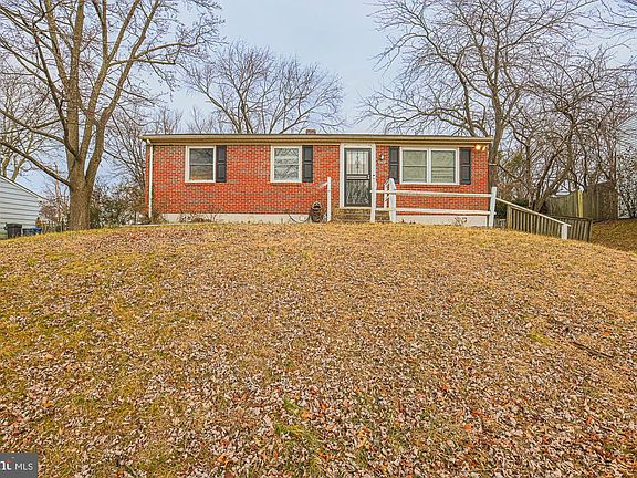 3rd image of 114 Glyndon Dr