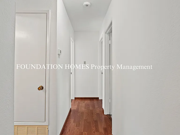 158 Roundtree Blvd — Photo 7
