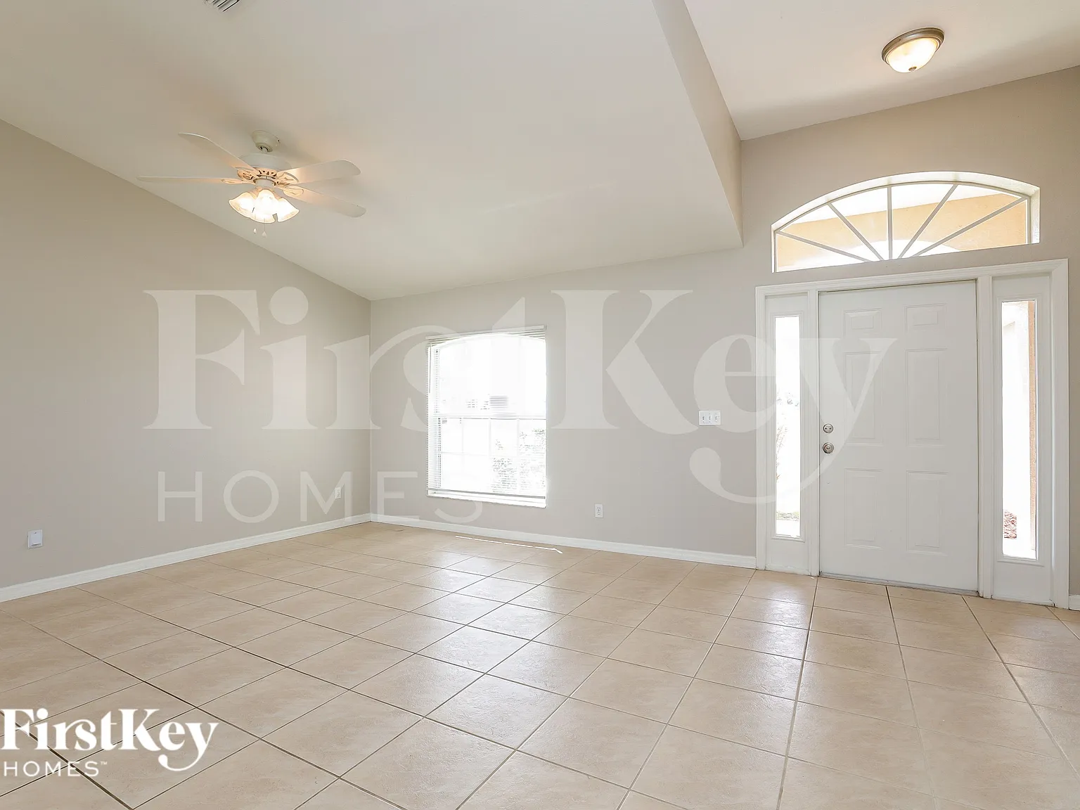 4 bed, 2.0 bath, 1583 sqft, $1,925 — Photo 3
