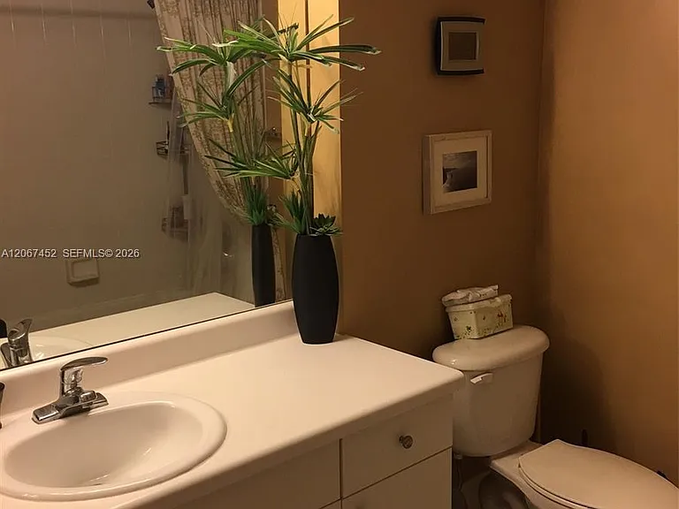 2600 S University Dr #221 — Photo 7
