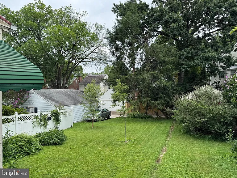 4619 Yuma St NW — Photo 6