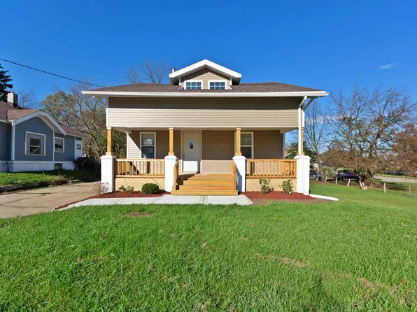 2707 School St, Rockford, IL 61101