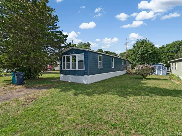 759 Tarrytown Lane, Walden, NY 12586