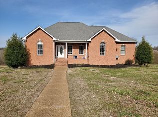 1012 Tom Mabrey Dr, Castalian Springs, TN 37031