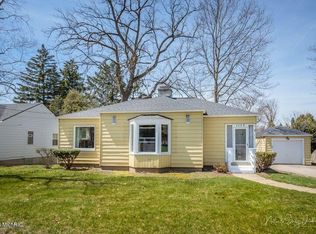 1135 Covell Ave NW, Grand Rapids, MI 49504