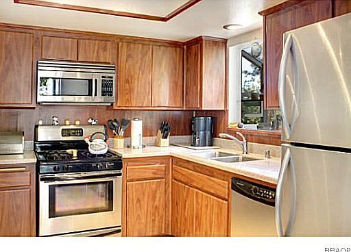 3rd image of 1175 Minton Dr