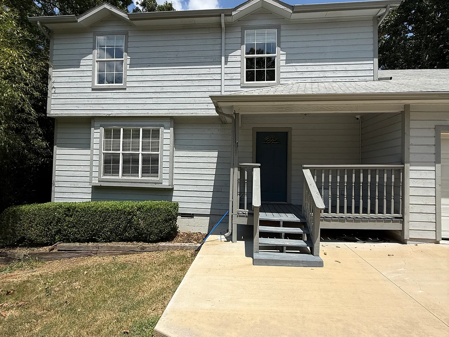 3 bed, 2.5 bath, 2050 sqft, $3,075 — Photo 1