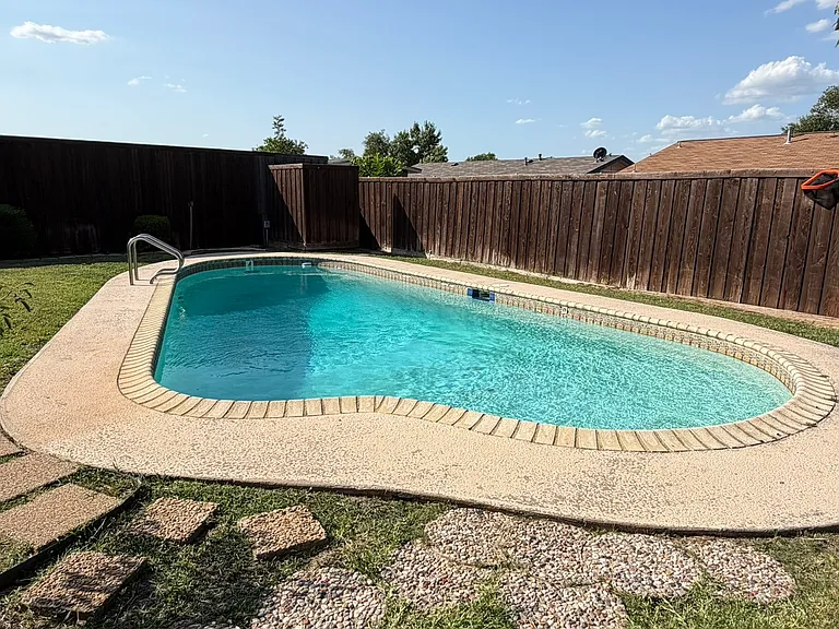 1803 Redbud Cir — Photo 20