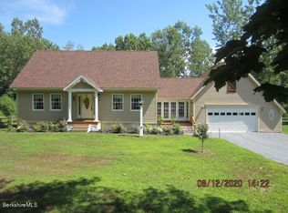 90 Valentine Rd, Pittsfield, MA 01201