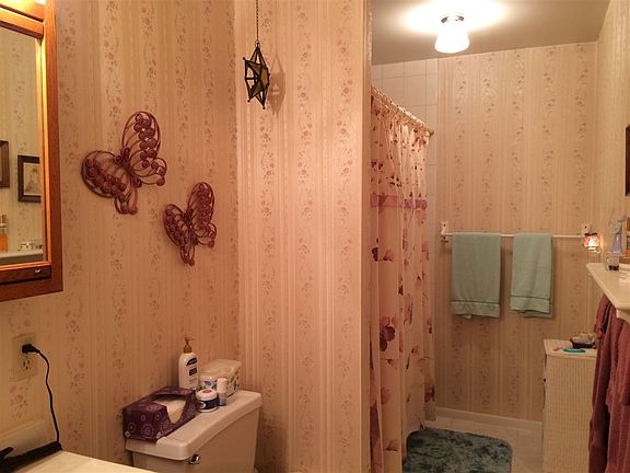 5th image of 2916 Algonquin Dr