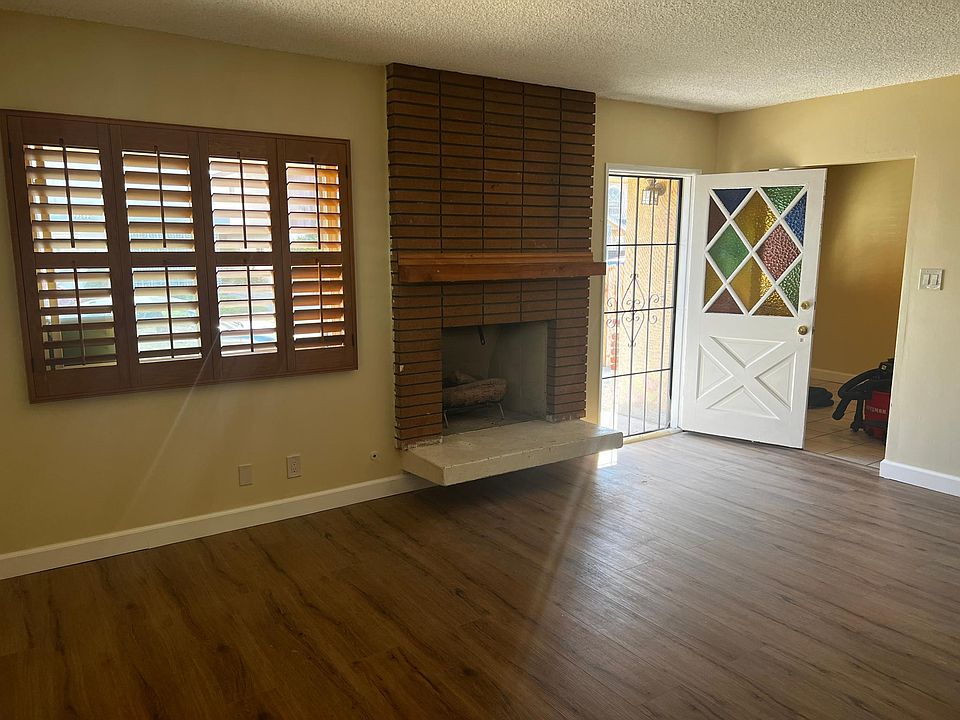 1st image of 13821 Hawthorne Way APT A