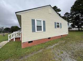 124 Joy St, Dunn, NC 28334