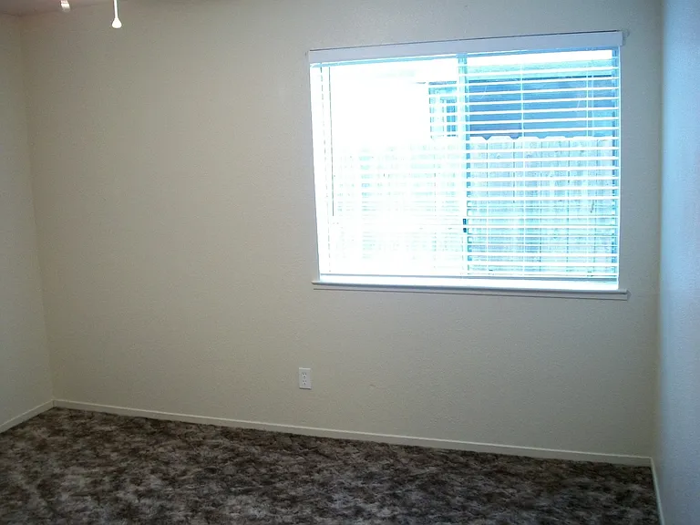 3250 Austin Ave — Photo 8