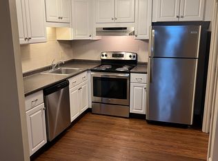 50 English Village Rd FLOOR 1, Manchester, NH 03102