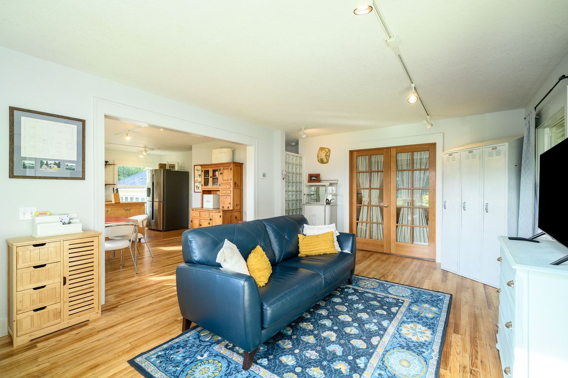 next background image