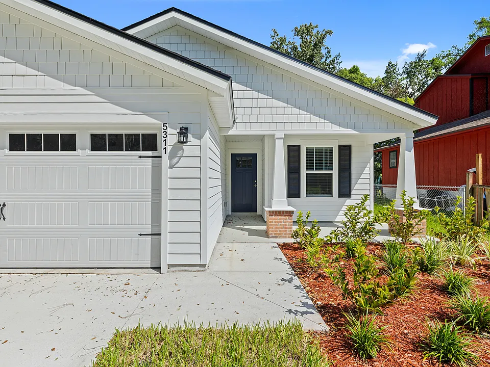 5311 Cruz Rd