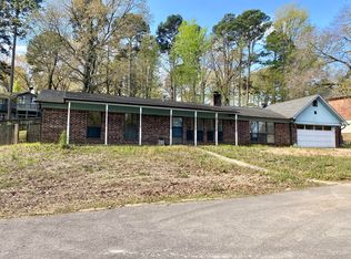 118 Sunset Dr, Russellville, AR 72802